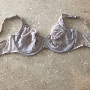Warcoal nude bra